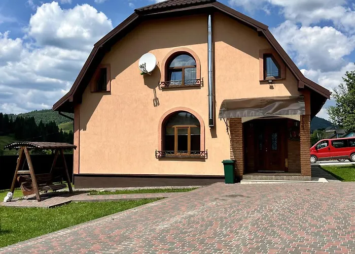 карпатська 别墅